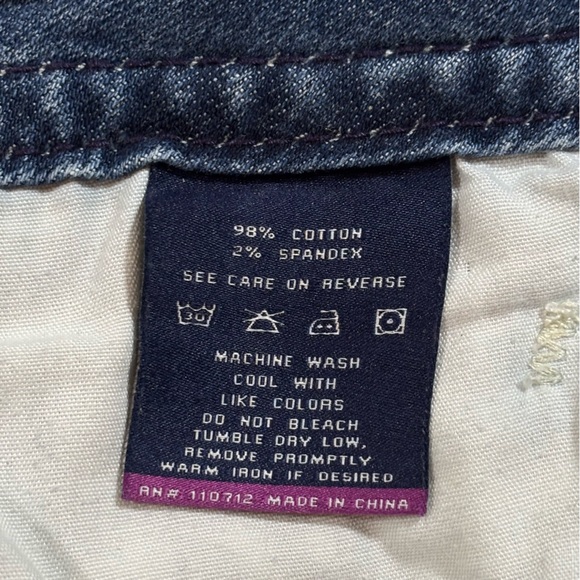 Vigoss The Dublin Capri Distressed Denim Jeans Size 22 - Picture 16 of 16